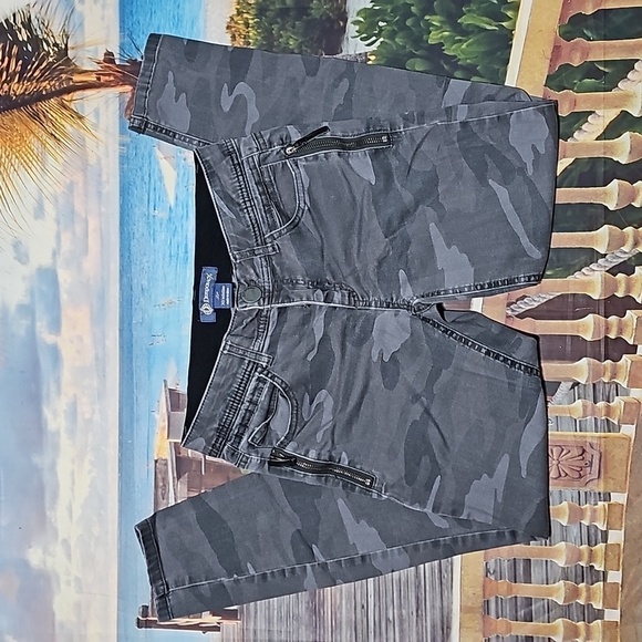 Democracy Ab‎ Solution Skinny Jeans Size 2P - Picture 1 of 6